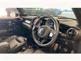 Mini Hatch Image 6