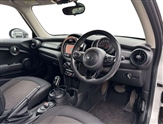 Mini Hatch Image 6