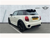 Mini Hatch Image 2
