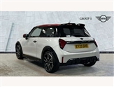 Mini Hatch Image 2