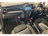 Mini Hatch Image 2