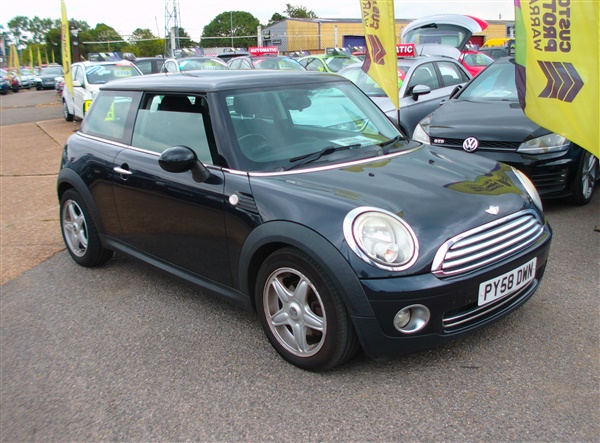Large image for the Used Mini Hatch One