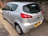 Mitsubishi Colt Image 4