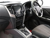 Mitsubishi L200 Image 2