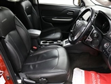 Mitsubishi L200 Image 2