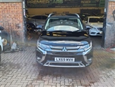 Mitsubishi Outlander Image 2