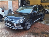 Mitsubishi Outlander Image 3