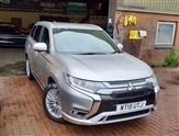 Mitsubishi Outlander Image 1