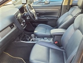 Mitsubishi Outlander Image 4