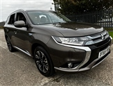 Mitsubishi Outlander Image 2