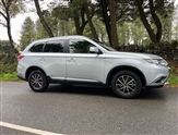 Mitsubishi Outlander Image 3