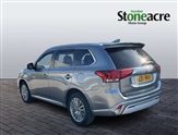 Mitsubishi Outlander Image 5