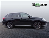 Mitsubishi Outlander Image 2