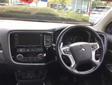 Mitsubishi Outlander Image 3