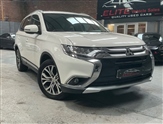 Mitsubishi Outlander Image 1