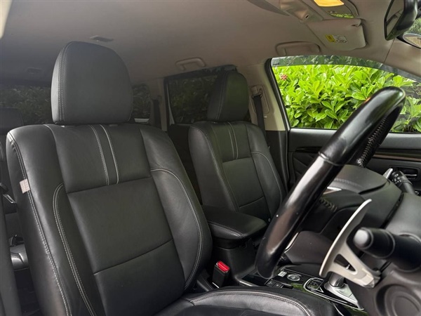Large image for the Used Mitsubishi OUTLANDER