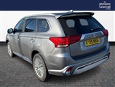 Mitsubishi Outlander Image 2