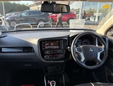Mitsubishi Outlander Image 3