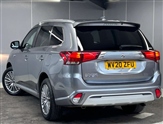 Mitsubishi Outlander Image 2