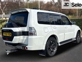 Mitsubishi Shogun Image 2
