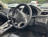 Mitsubishi Shogun Image 4