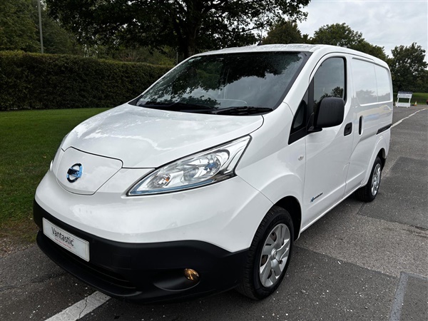 Large image for the Used Nissan e-NV200