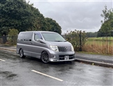 Nissan Elgrand Image 4
