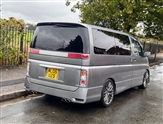 Nissan Elgrand Image 6