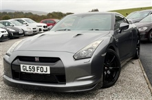 Nissan GT-R