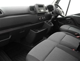 Nissan Interstar Image 2