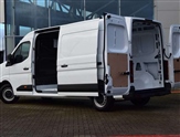 Nissan Interstar Image 5