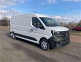 Nissan Interstar Image 1