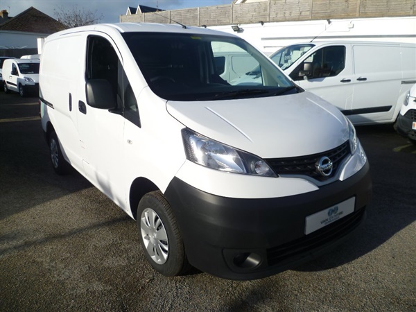 Nissan Nv200 £11,495 - £125,103