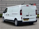 Nissan NV300 Image 2