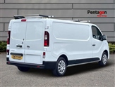 Nissan NV300 Image 4
