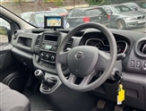 Nissan NV300 Image 5