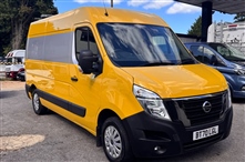 Nissan NV400