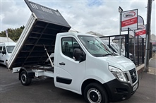 Nissan NV400