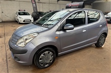 Nissan Pixo