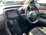 Peugeot 108 Image 5