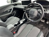 Peugeot 2008 Image 5