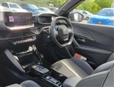 Peugeot 2008 Image 2