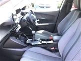 Peugeot 2008 Image 6
