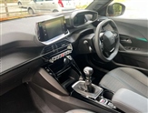 Peugeot 2008 Image 2
