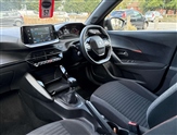 Peugeot 2008 Image 2