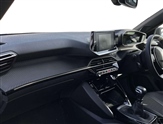 Peugeot 2008 Image 6