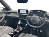 Peugeot 2008 Image 6
