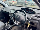 Peugeot 2008 Image 5