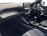 Peugeot 2008 Image 2
