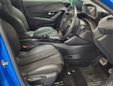 Peugeot 208 Image 3
